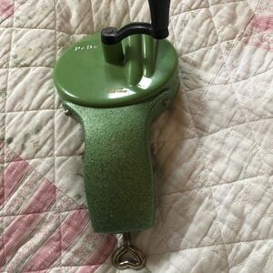 Vintage cast iron Green Pe De bean slicer- screws onto your counter.
